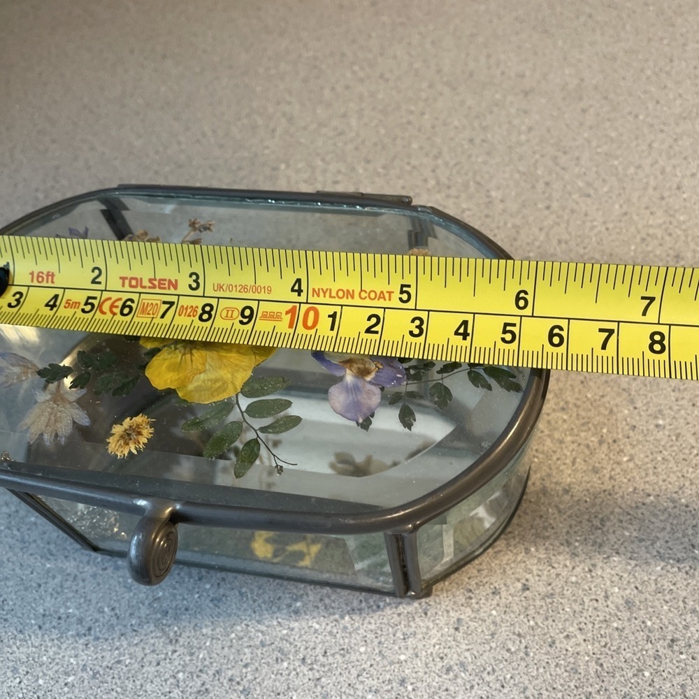 VTG Glass Trinket Keepsake Jewelry Box Cottagecore Pressed Dried Flowers - Picture 9 of 9